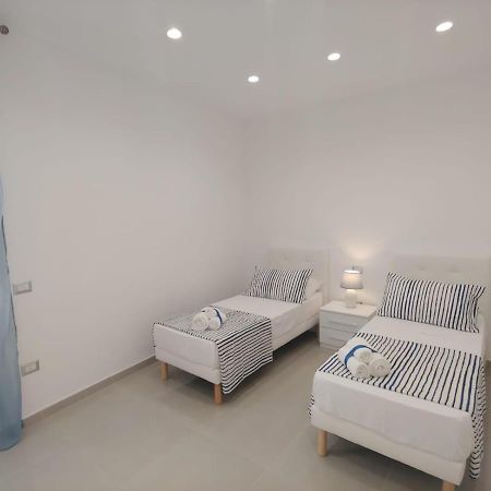 Stone House Annalisa Apartment ตอร์เร อันนุนซิอาตา ภายนอก รูปภาพ